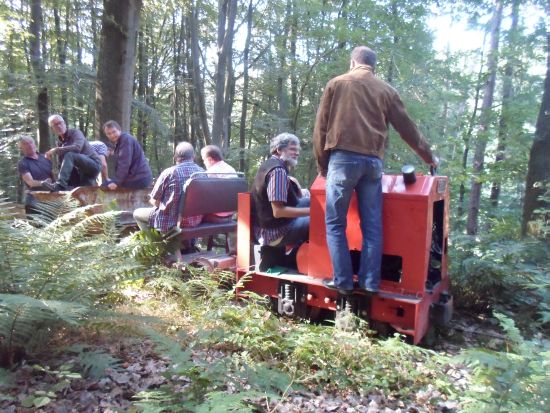 Voll besetzter Zug